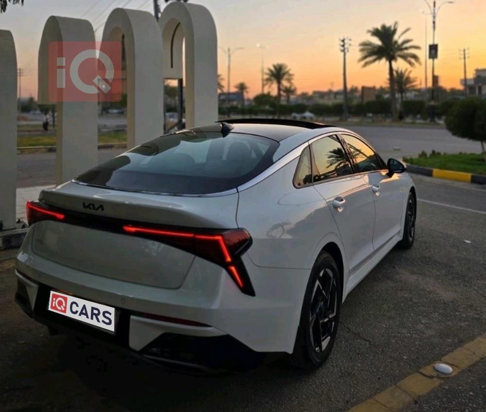 كيا K5